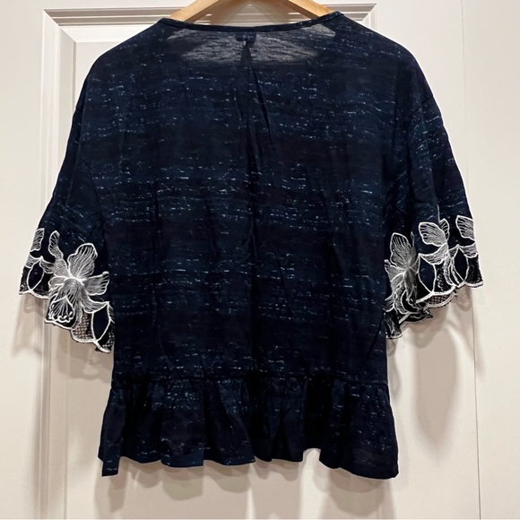 Anthropologie Pilcro Blouse XS Navy Blue White Embroidered Peplum Pullover Top - Picture 7 of 7